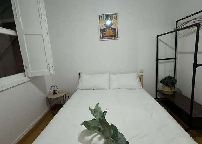 Tu En El Centro De *